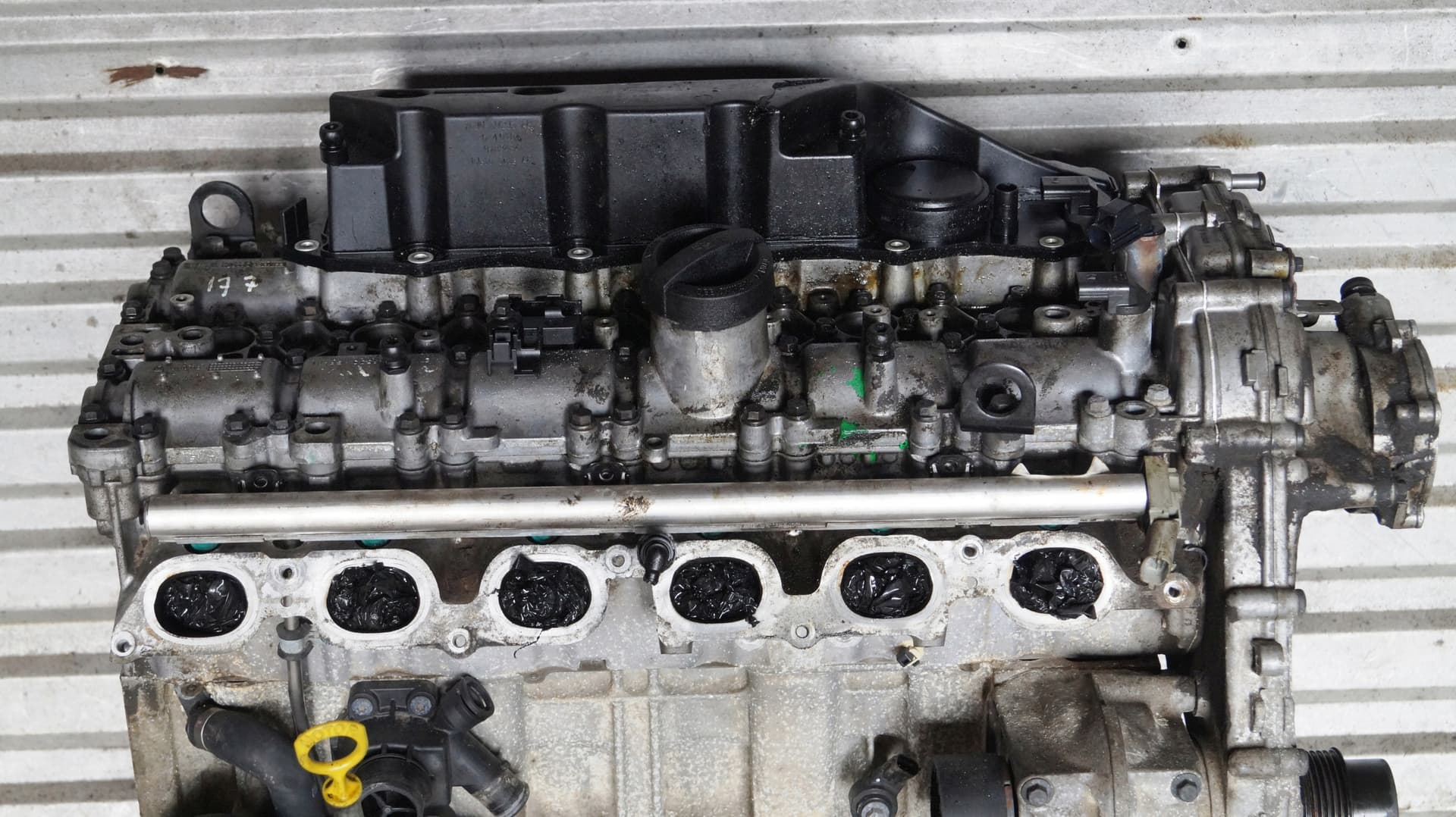 Moteur B 6304 T4 — vue 2