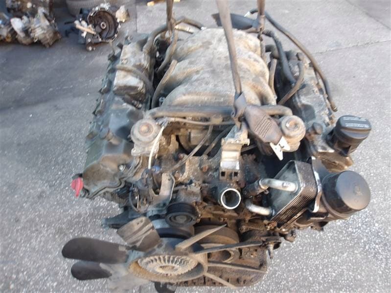Moteur M 112.943 — vue 5