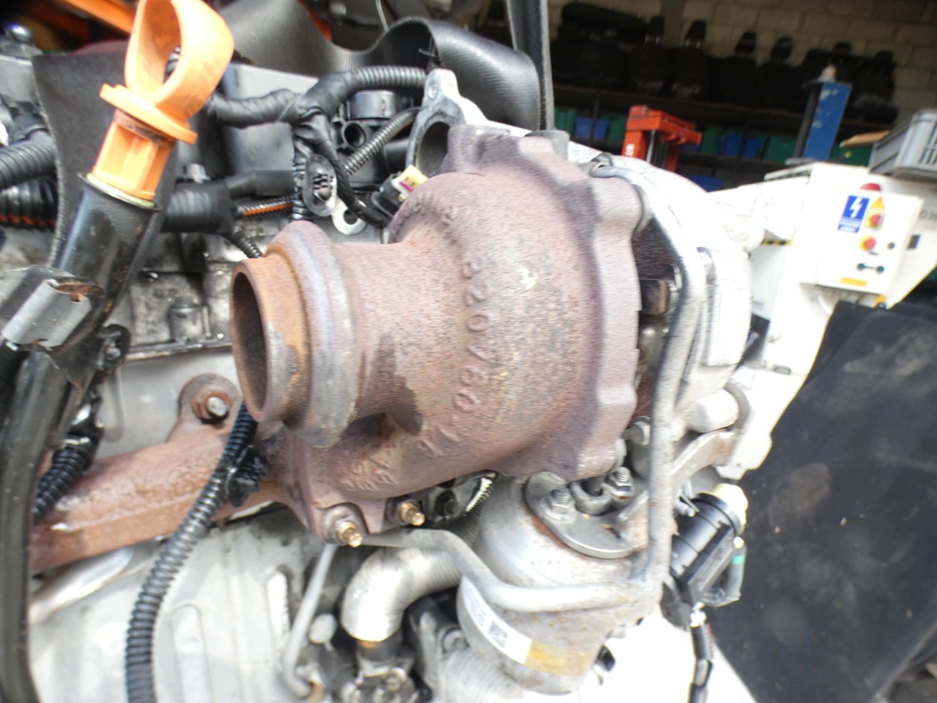 Moteur BHX (DV6FC) — vue 10