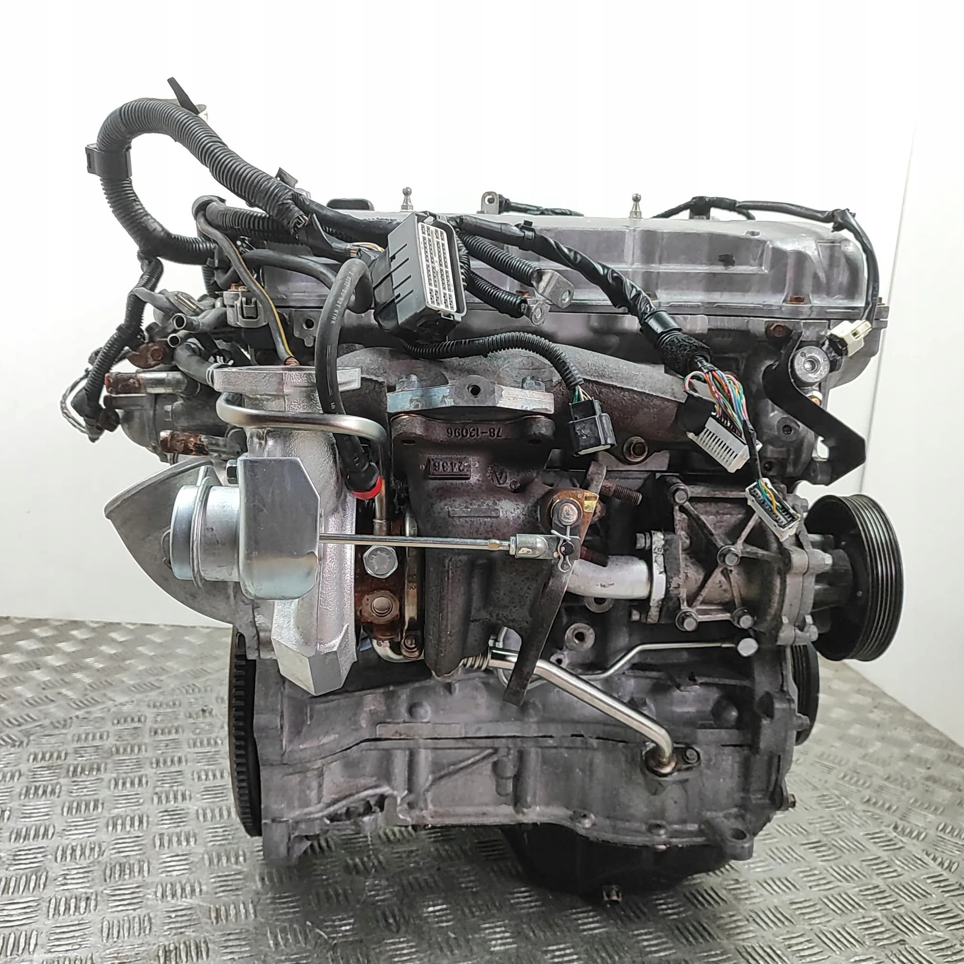 Moteur 4B11 — vue 4