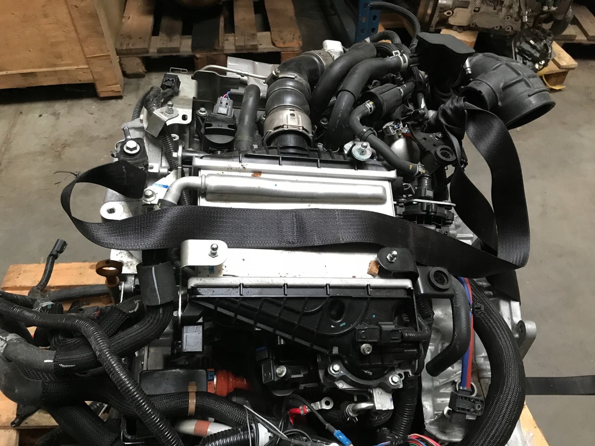 Moteur KR15DDT — vue 2