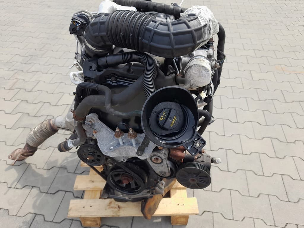 Moteur YNF6 — vue 2
