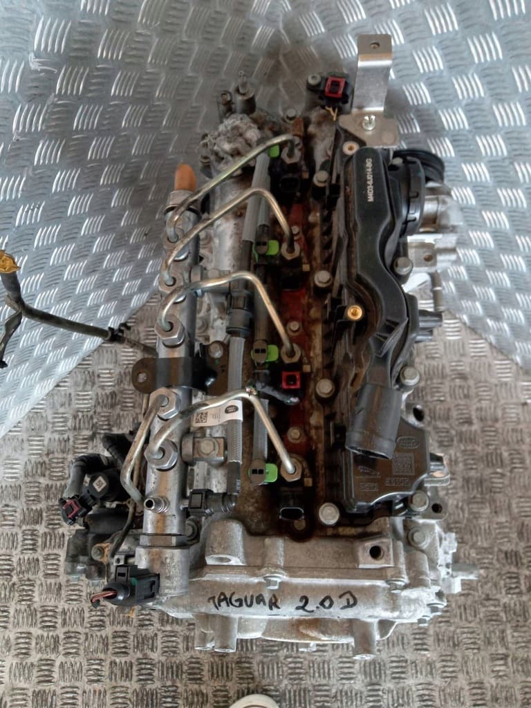 Moteur 204DTY(AJ21D4) — vue 3
