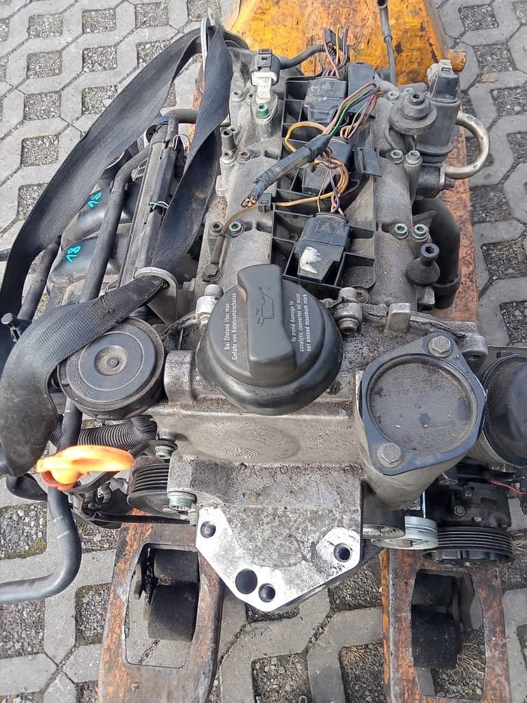 Moteur AZQ — vue 2