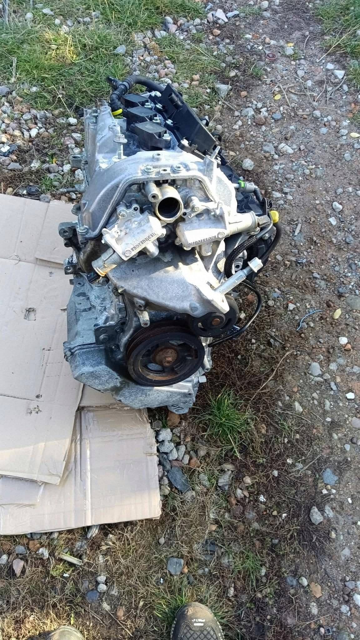 Moteur B4D 403 — vue 2