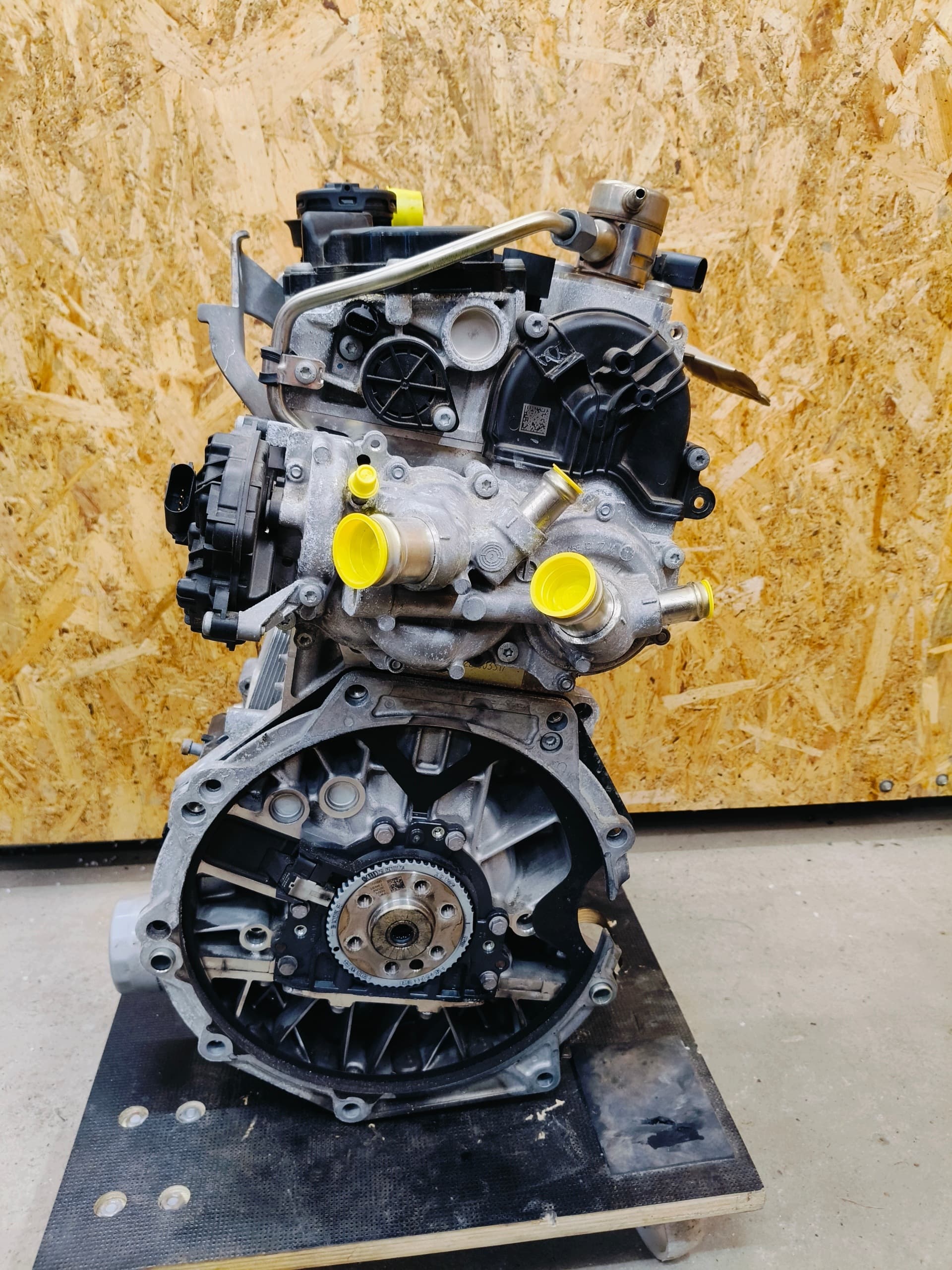 Moteur DFYA — vue 4