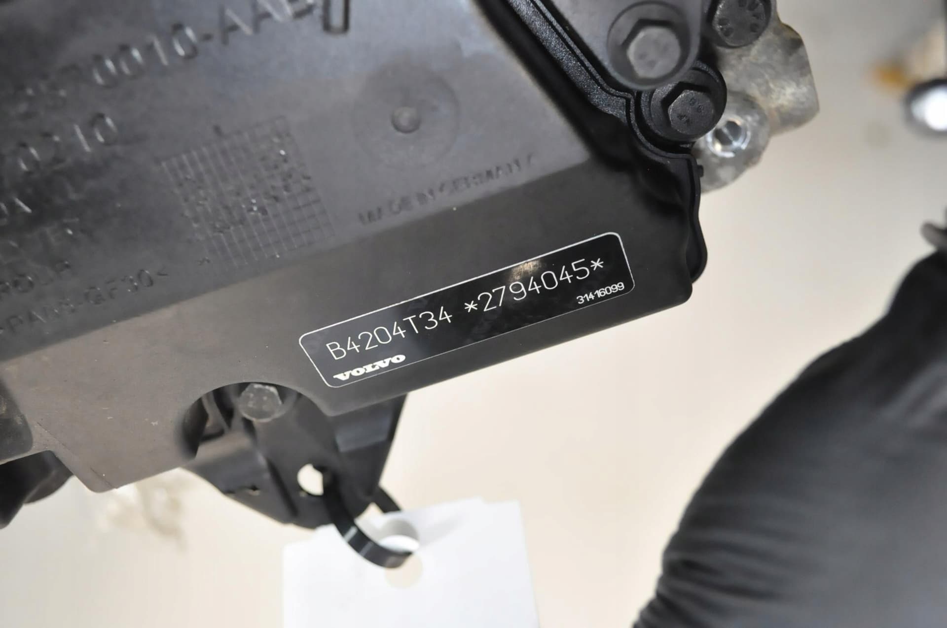 Moteur B 4204 T34 — vue 3