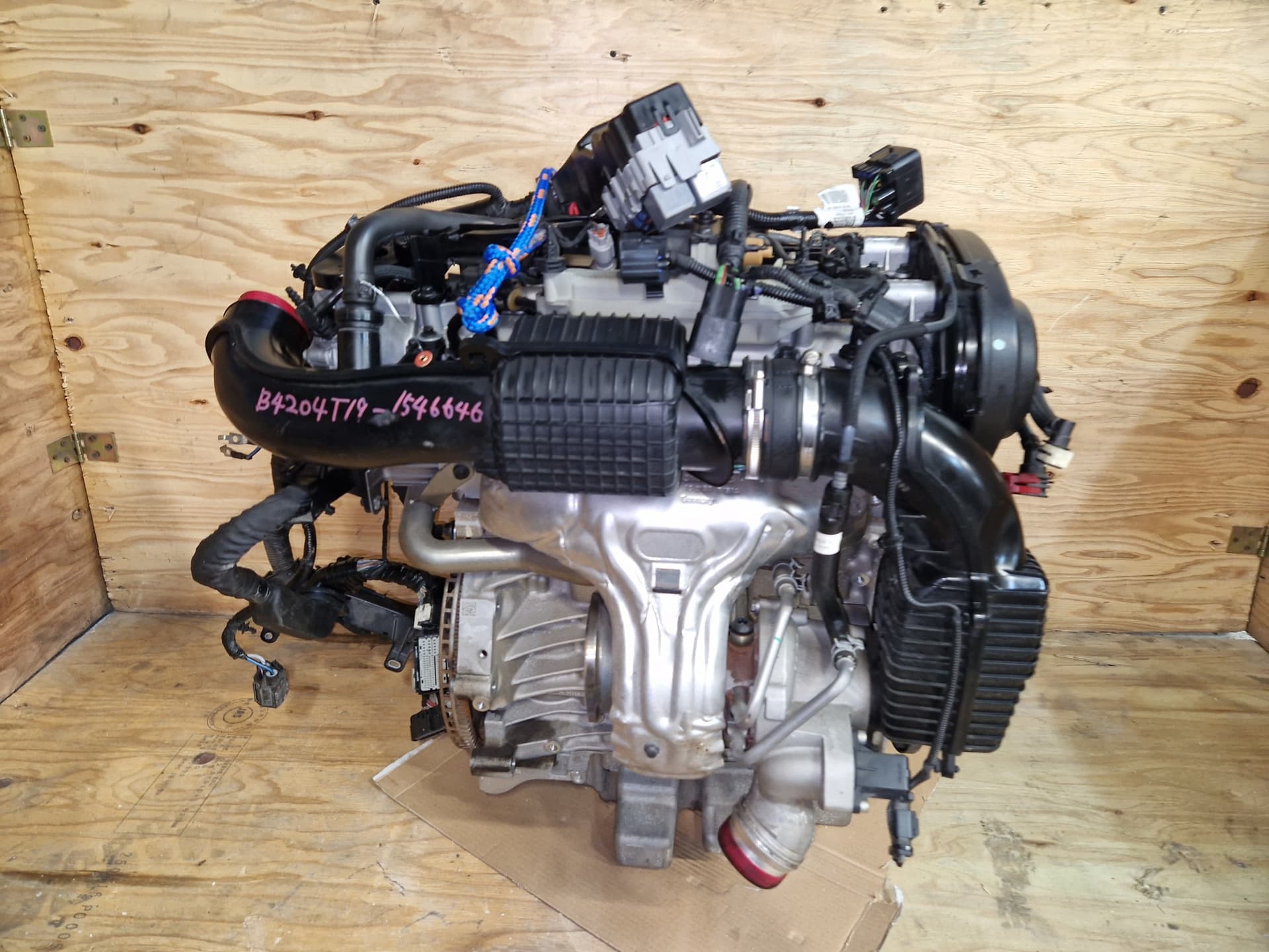 Moteur B 4204 T19 — vue 3