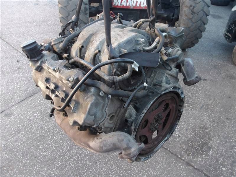 Moteur M 112.943 — vue 6