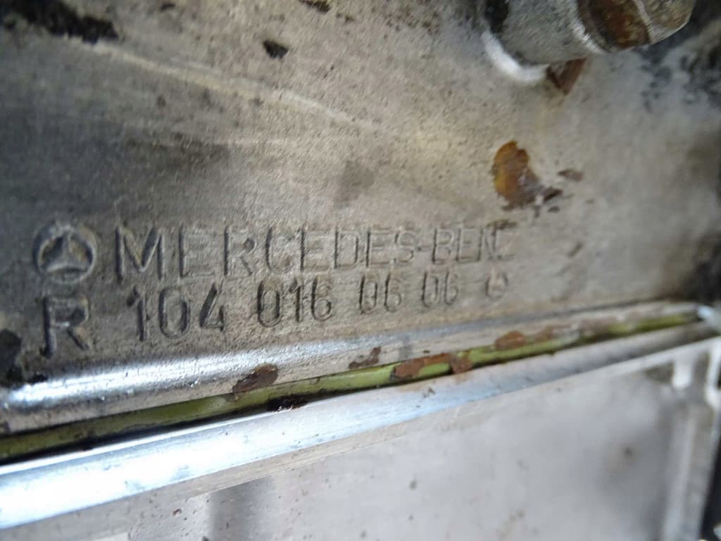 Moteur M 104.994 — vue 4