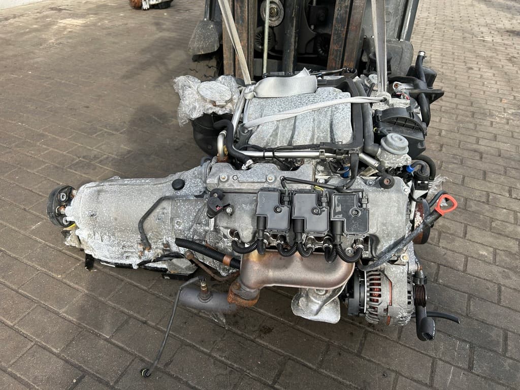 Moteur M 112.943 — vue 3