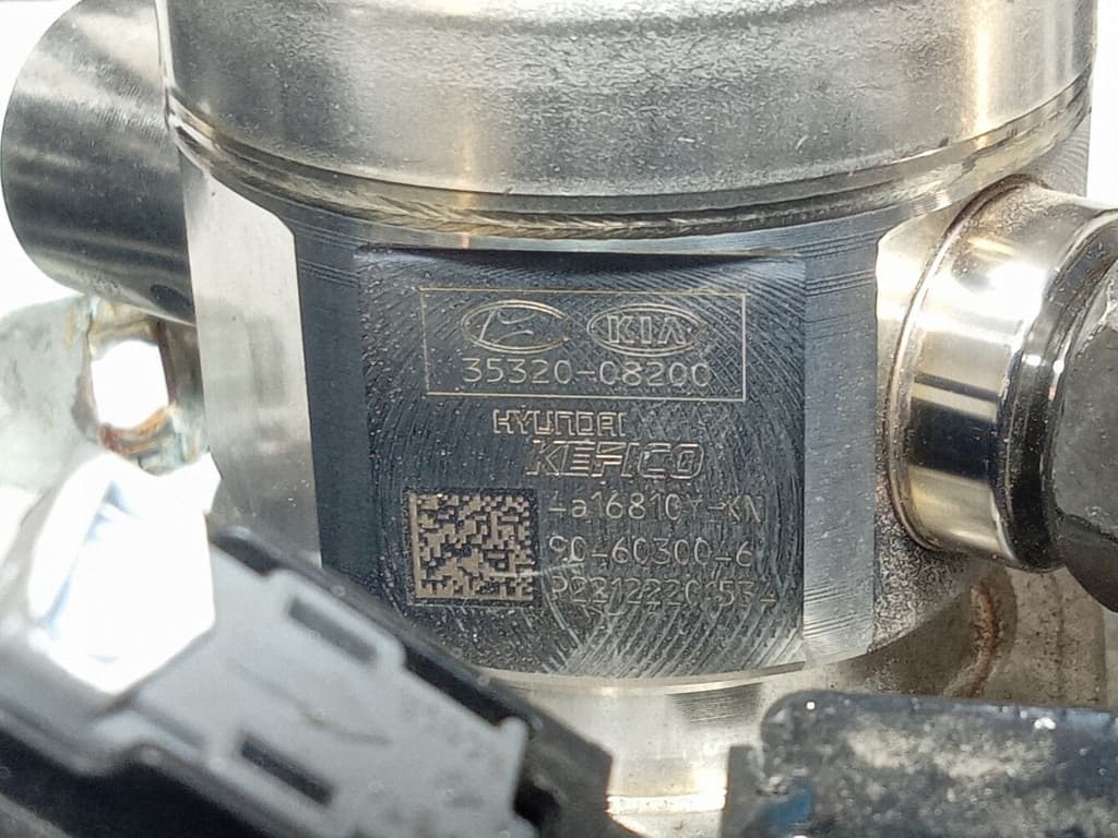 Moteur G4LK — vue 4