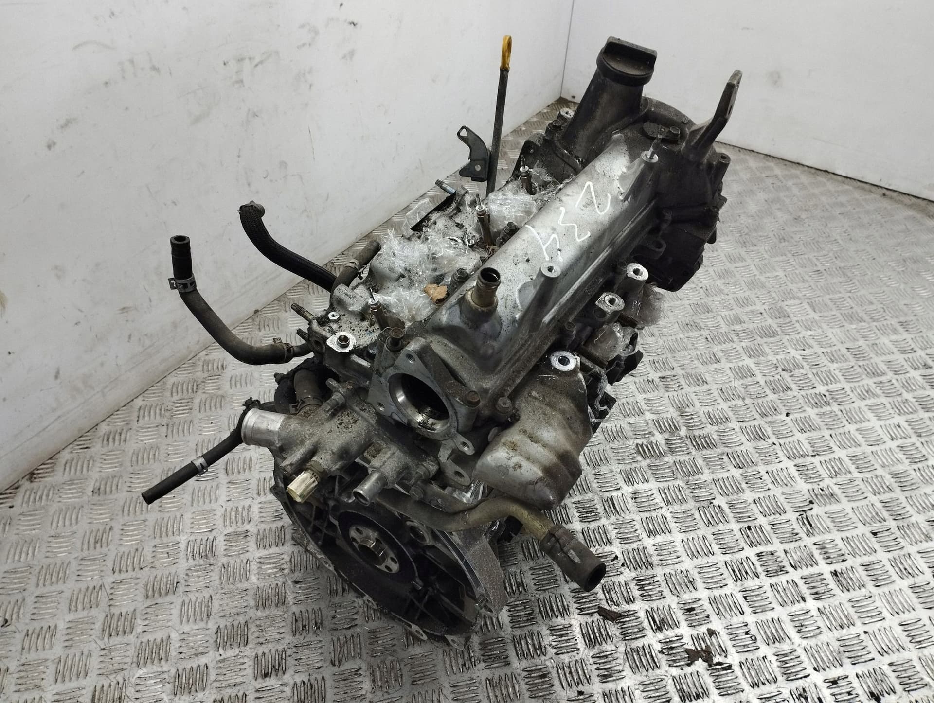 Moteur 1ND-TV — vue 2