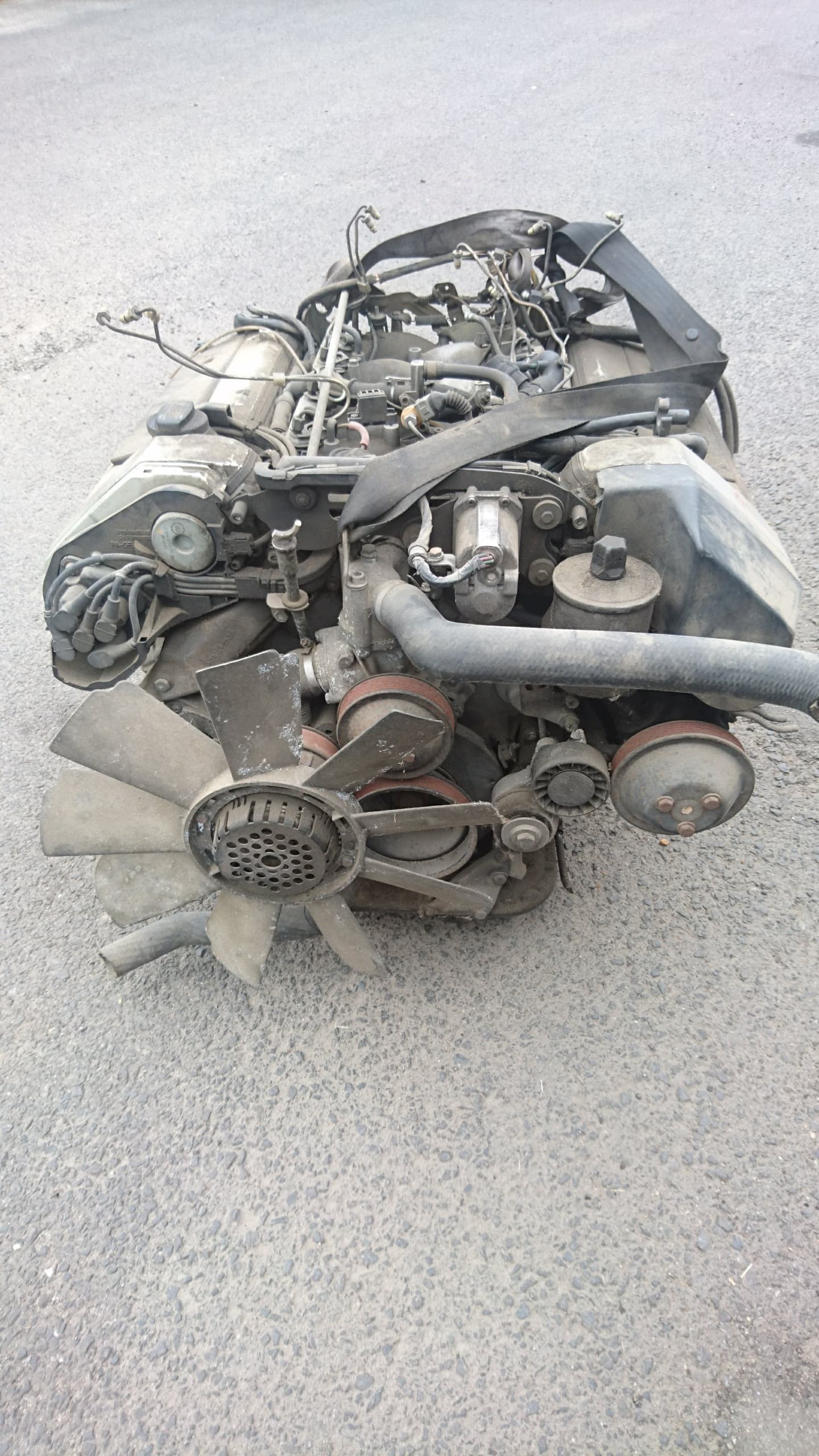 Moteur M 112.923 — vue 2