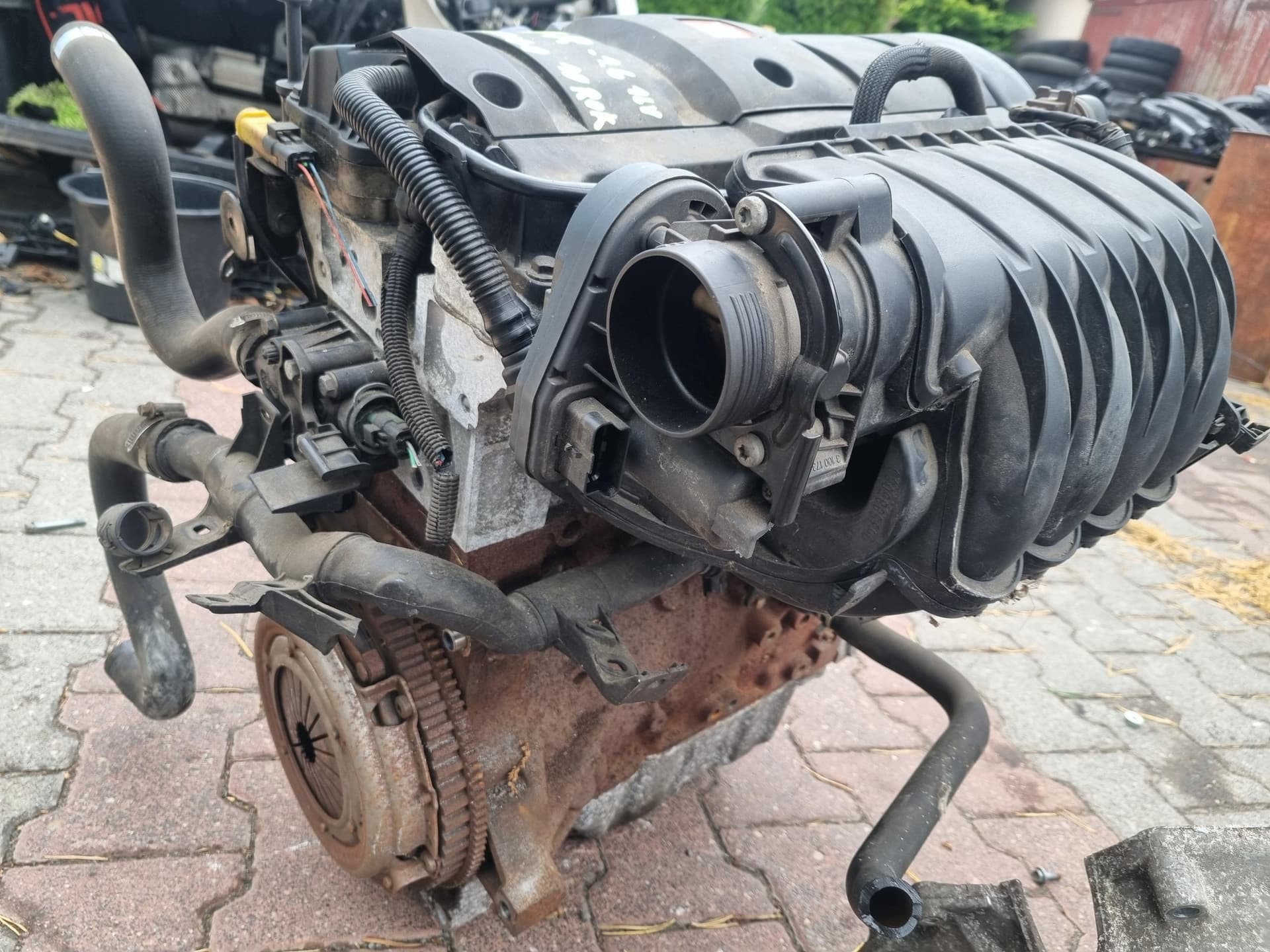 Moteur NFR (TU5JP4B) — vue 3