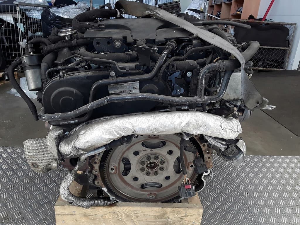Moteur 306DT(AJTDV6) — vue 3