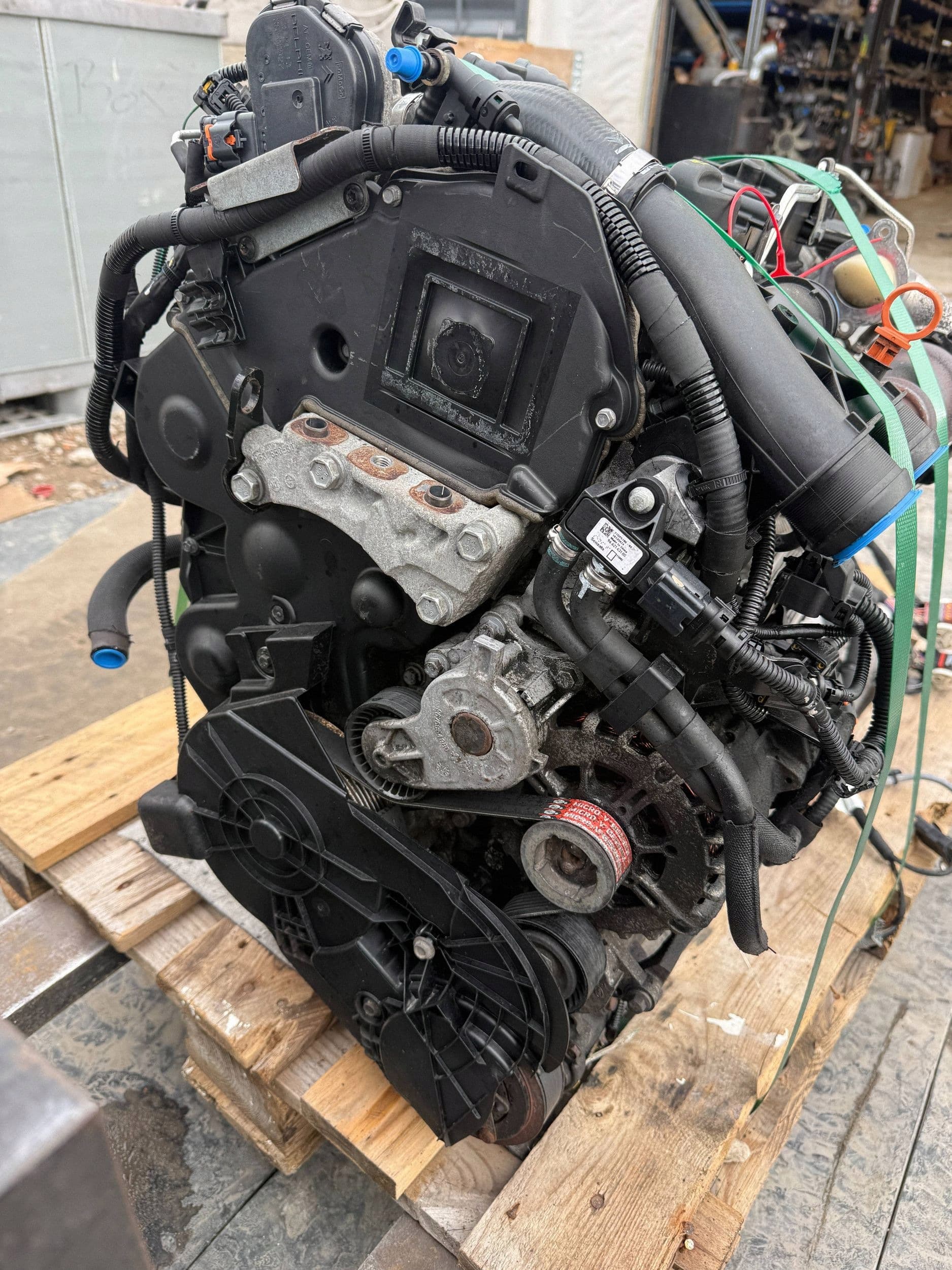 Moteur 8HP (DV4C) — vue 3