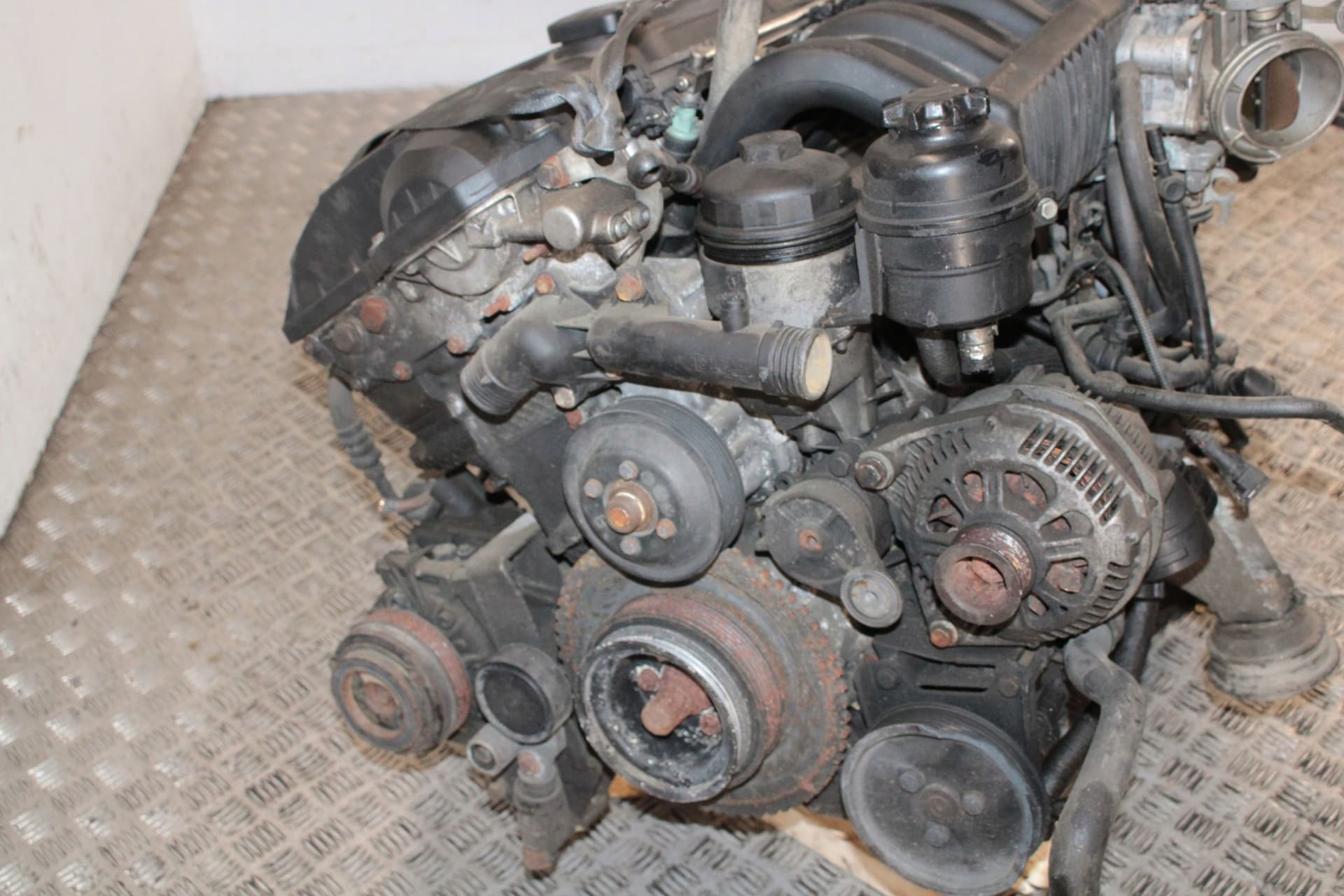 Moteur M52 B20 (206S3) — vue 3