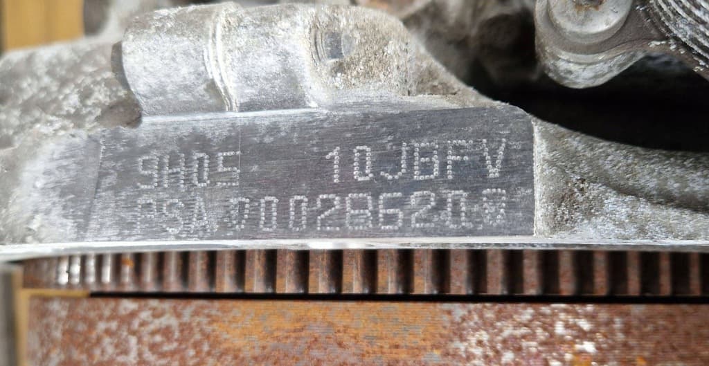 Moteur 9HD (DV6C) — vue 3