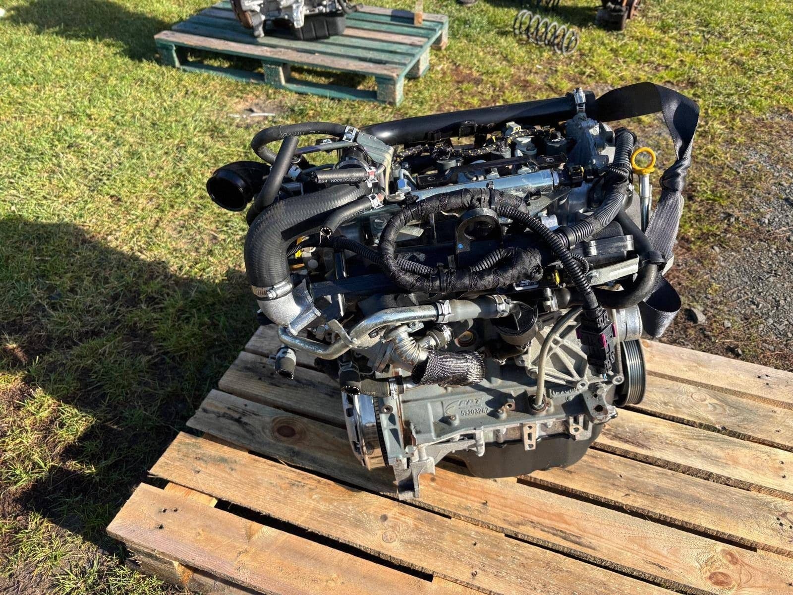 Moteur D13A — vue 5