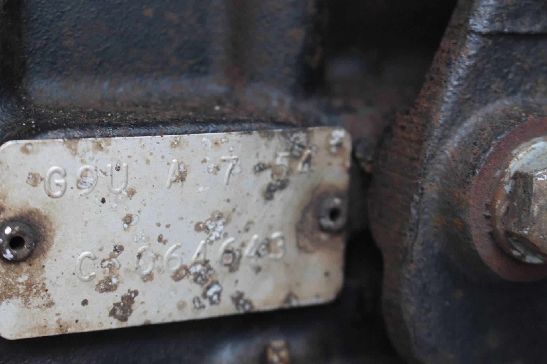 Moteur G9U 754 — vue 4