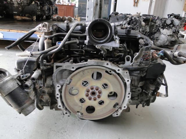 Moteur EZ30 — vue 9