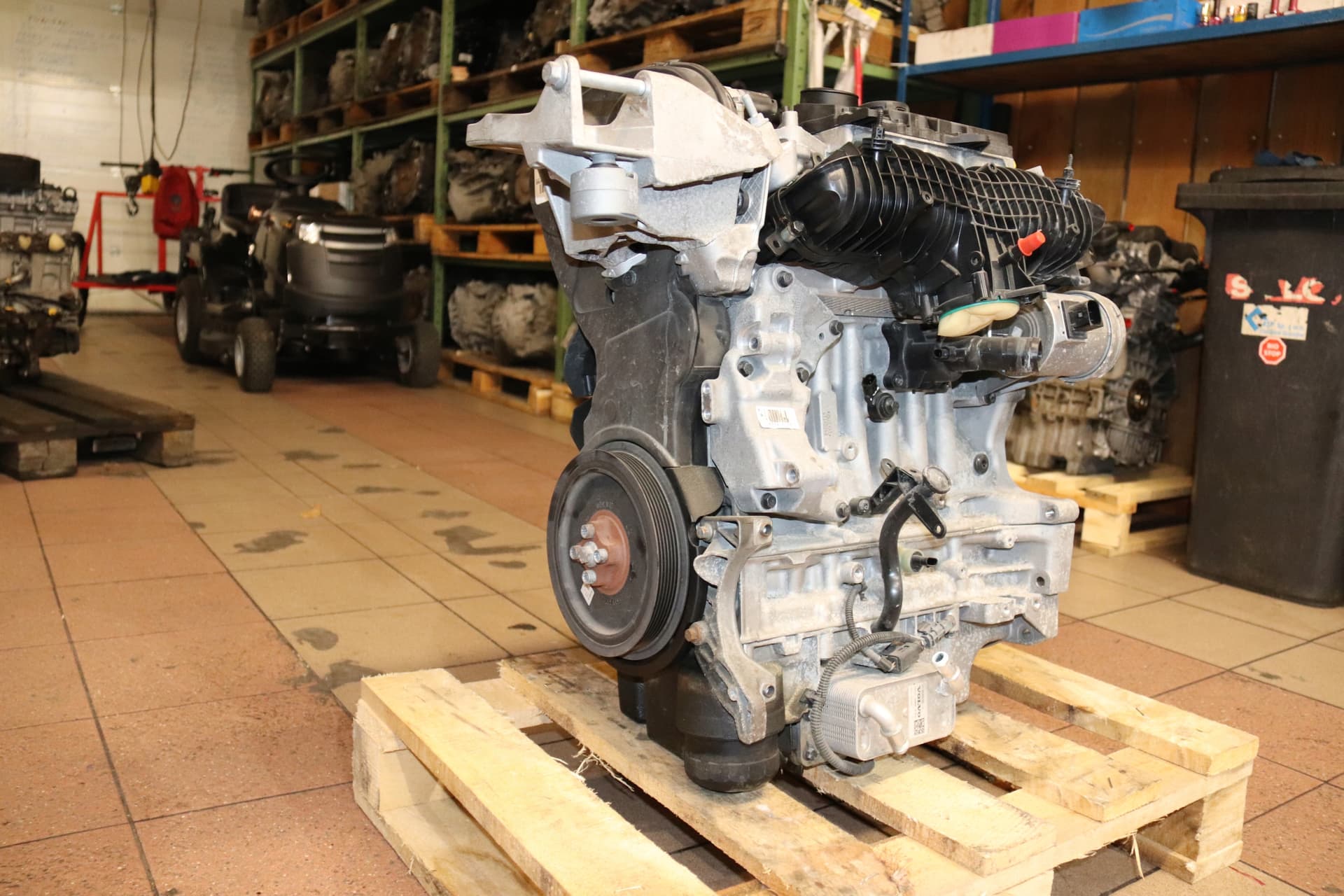 Moteur B 4204 T19 — vue 5