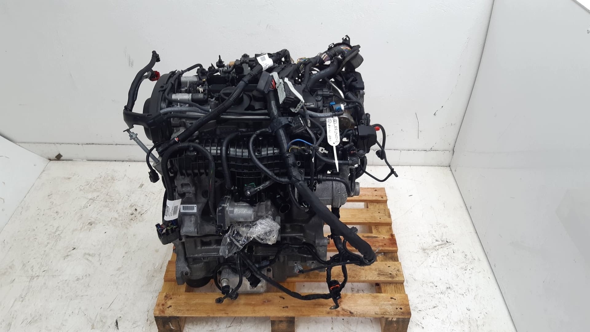 Moteur B 4204 T37 - Image 1