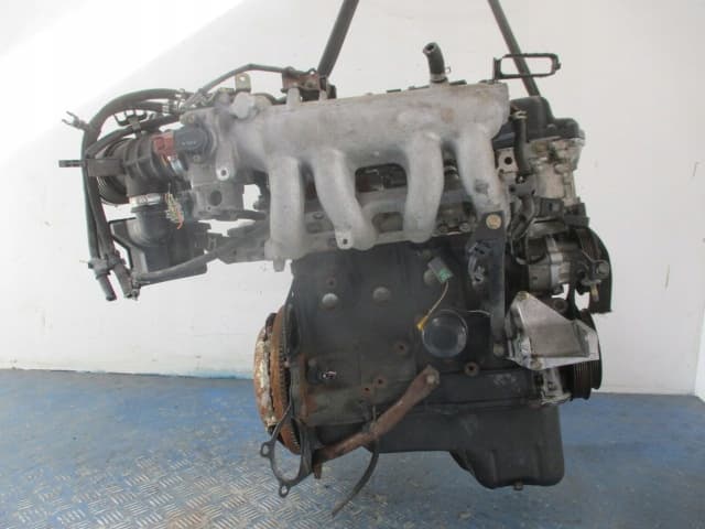 Moteur QG15DE — vue 3