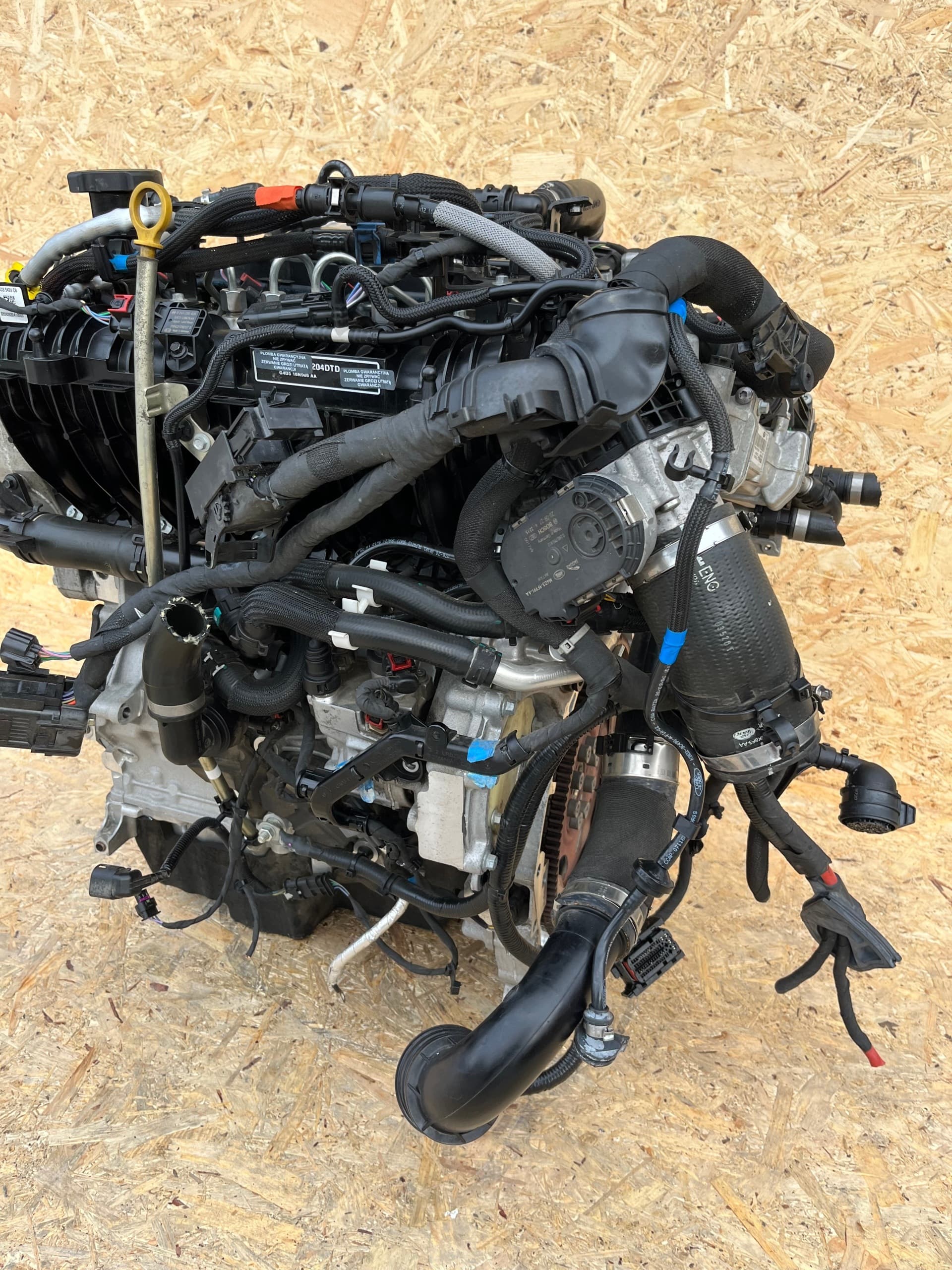 Moteur 204DTD(AJ21D4) — vue 3