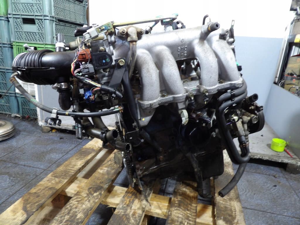 Moteur QG18DE — vue 5