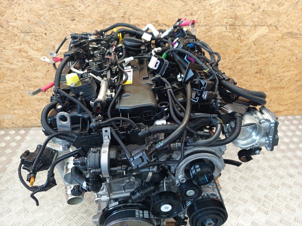 Moteur B58 B30 C — vue 3