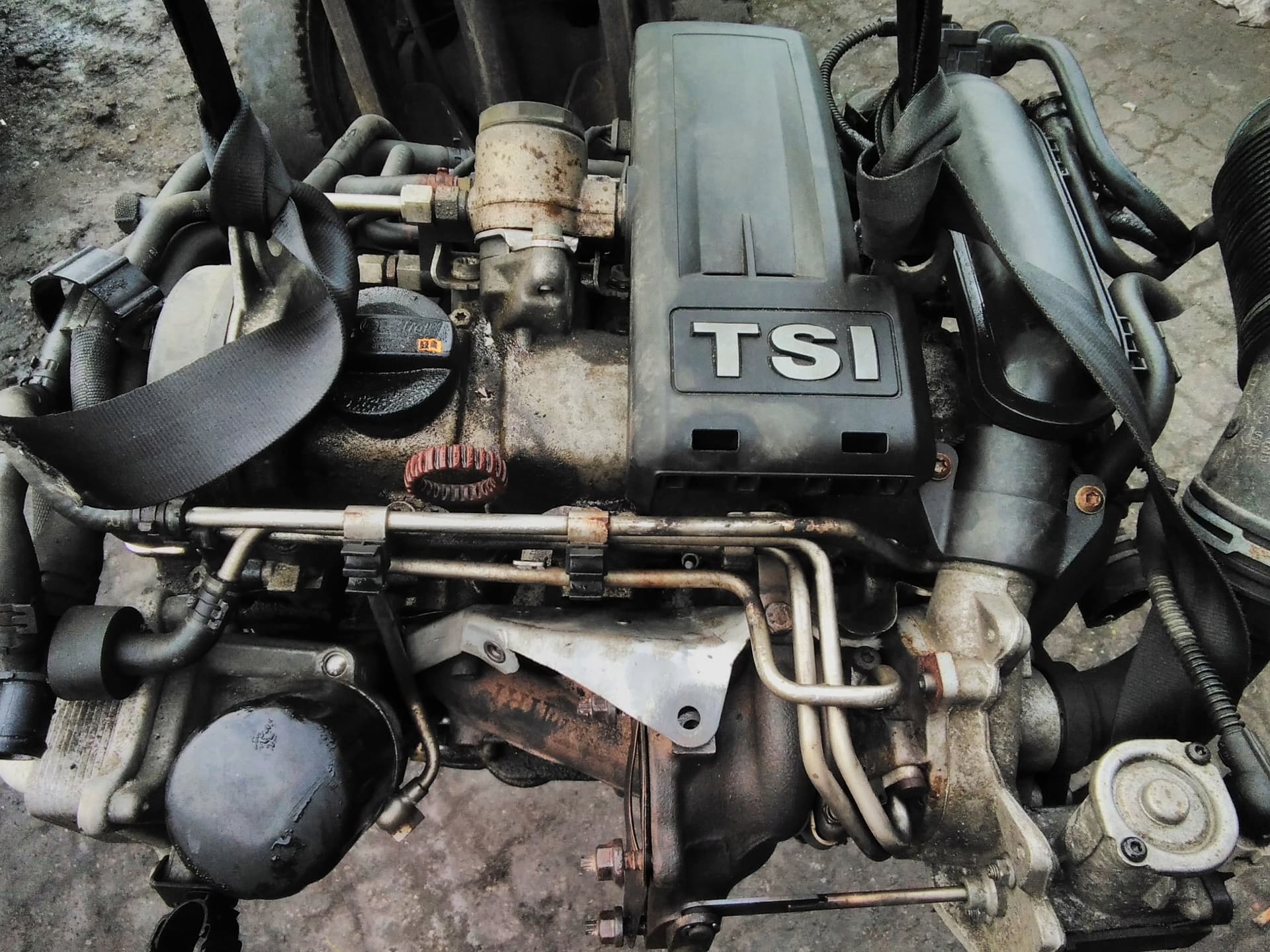 Moteur CBZB — vue 7