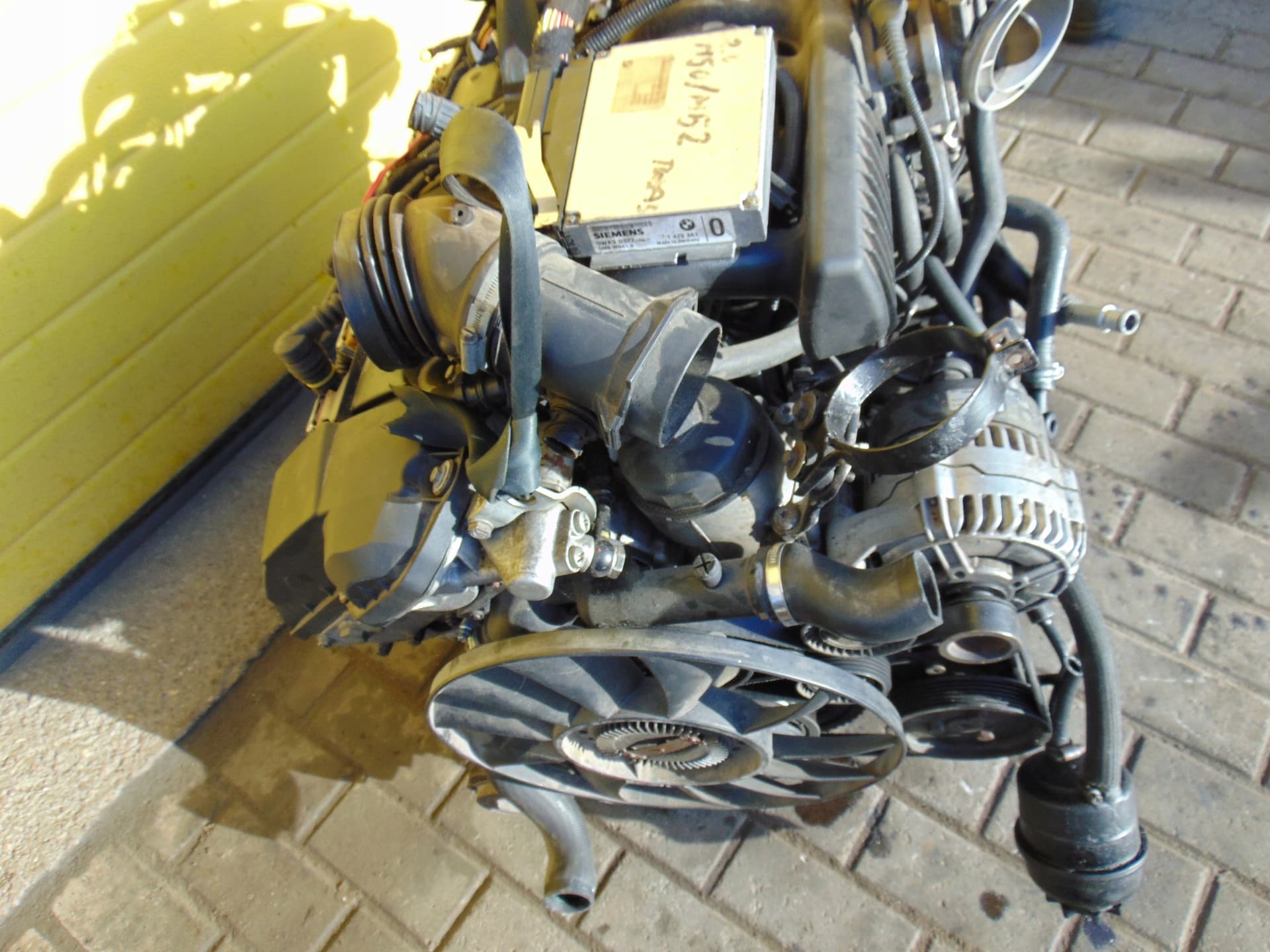 Moteur M52 B28 (286S1) — vue 6