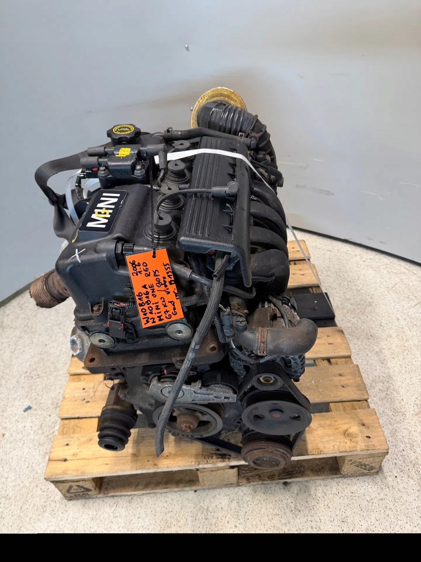 Moteur W10 B16 A - Image 1