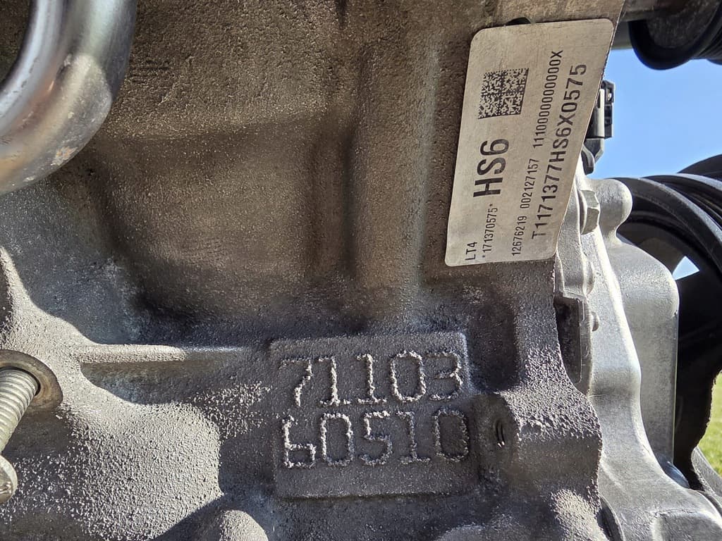 Moteur LT4(376CUV8) — vue 6