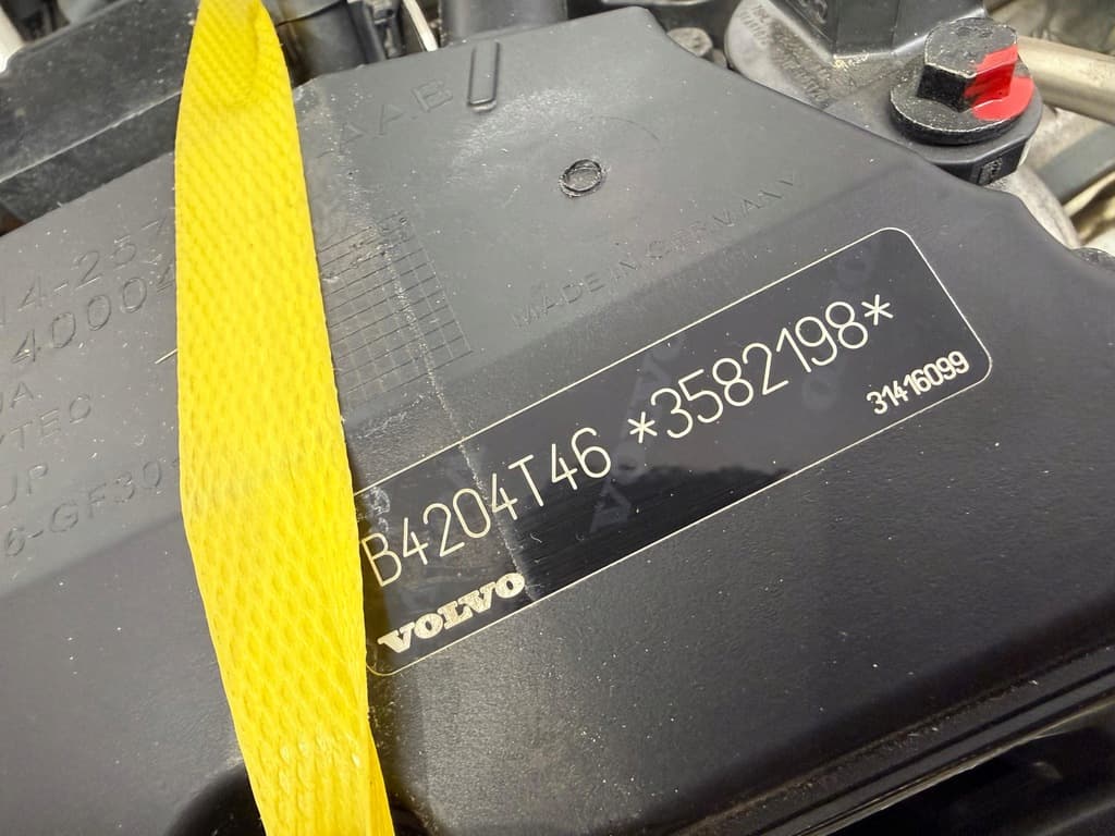 Moteur B 4204 T46 — vue 2