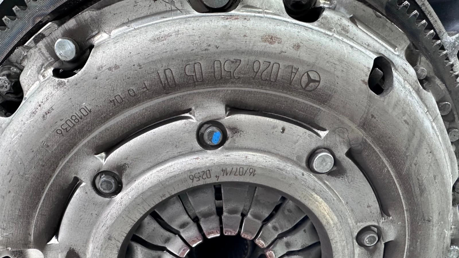 Moteur M 270.910 — vue 9