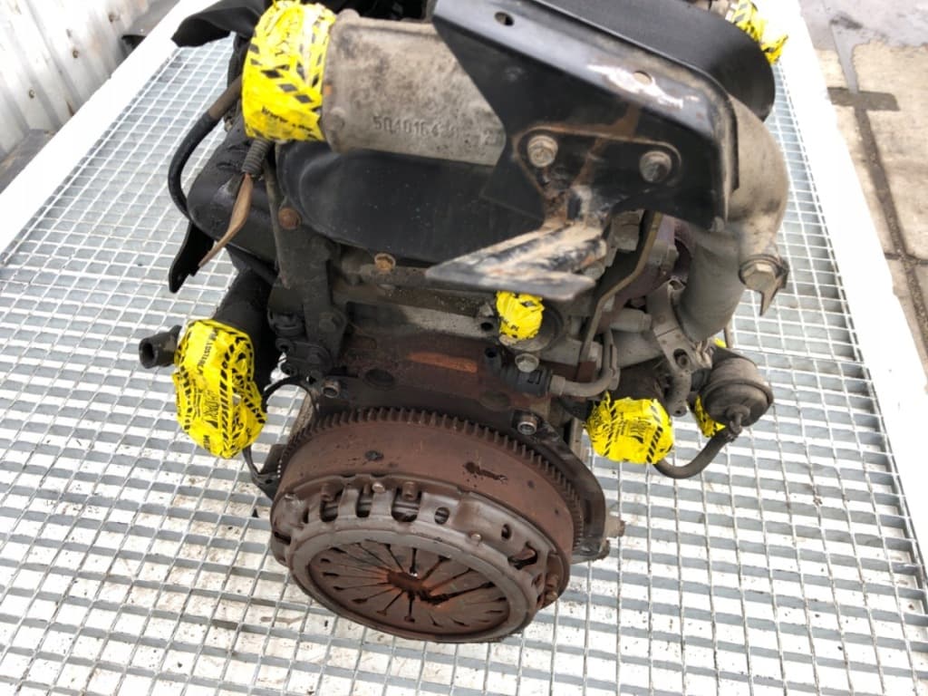 Moteur F1AE0481D — vue 4