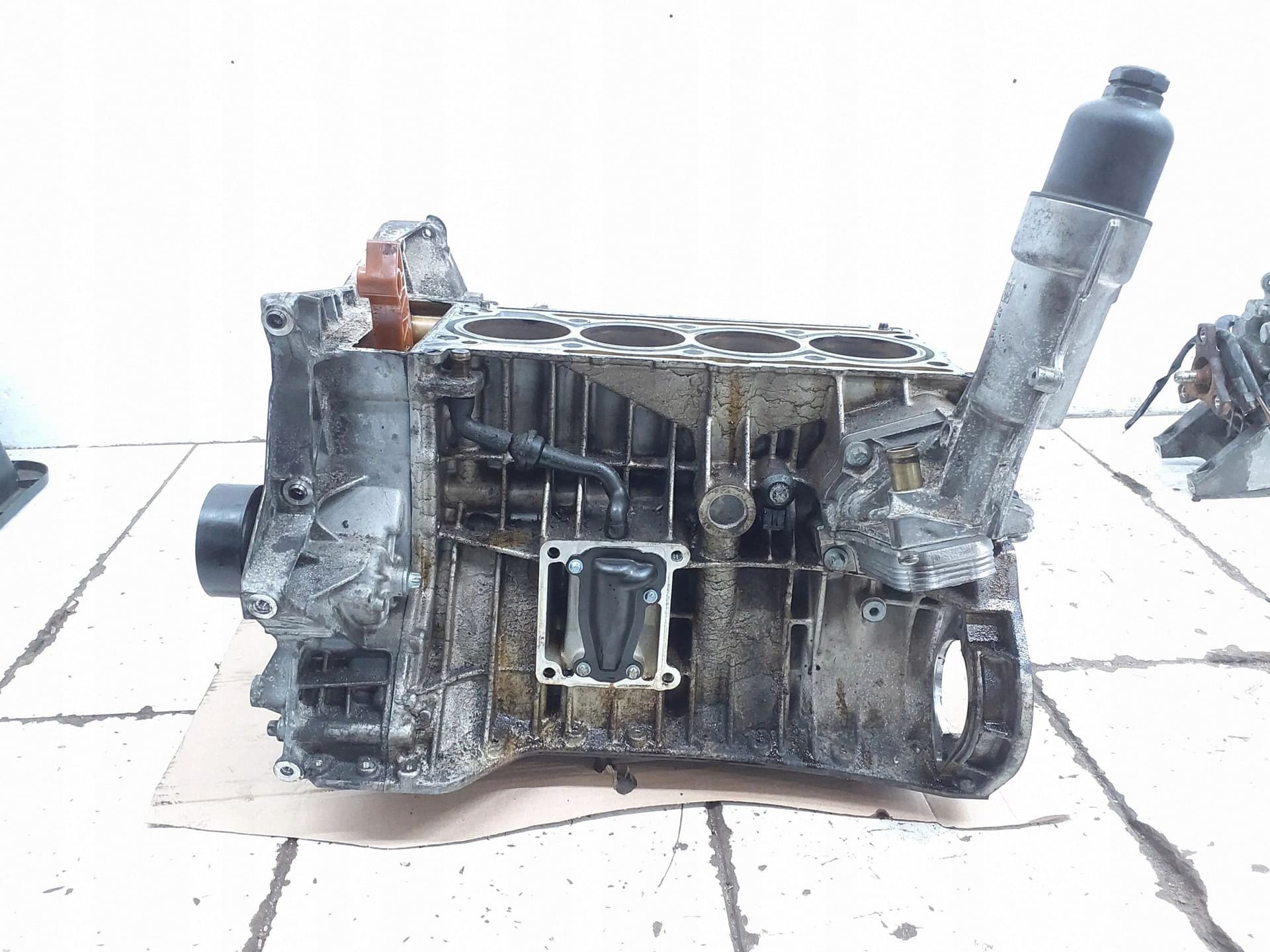 Moteur M 112.946 — vue 5