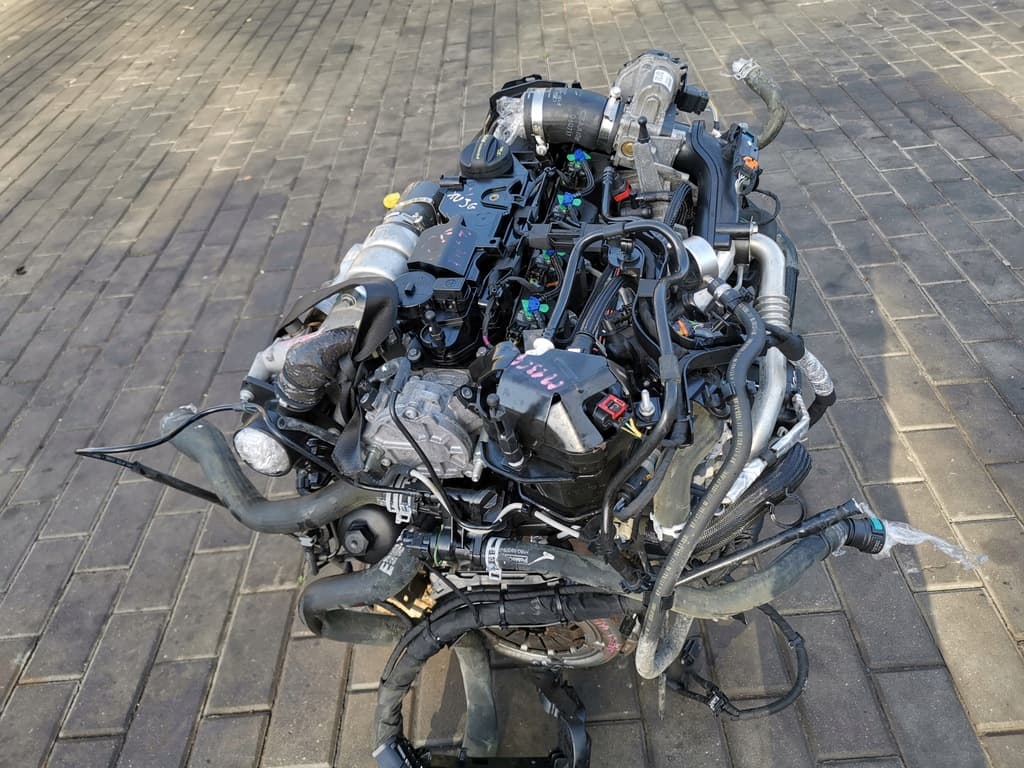 Moteur XUJG — vue 3