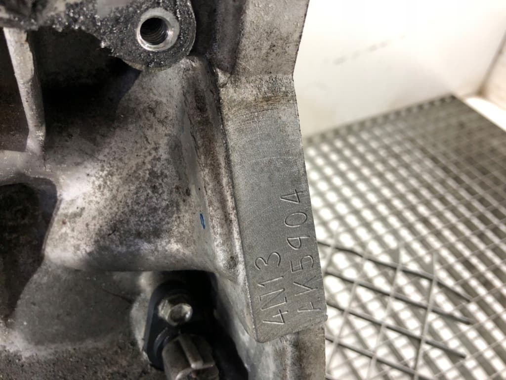 Moteur 4N13 — vue 4