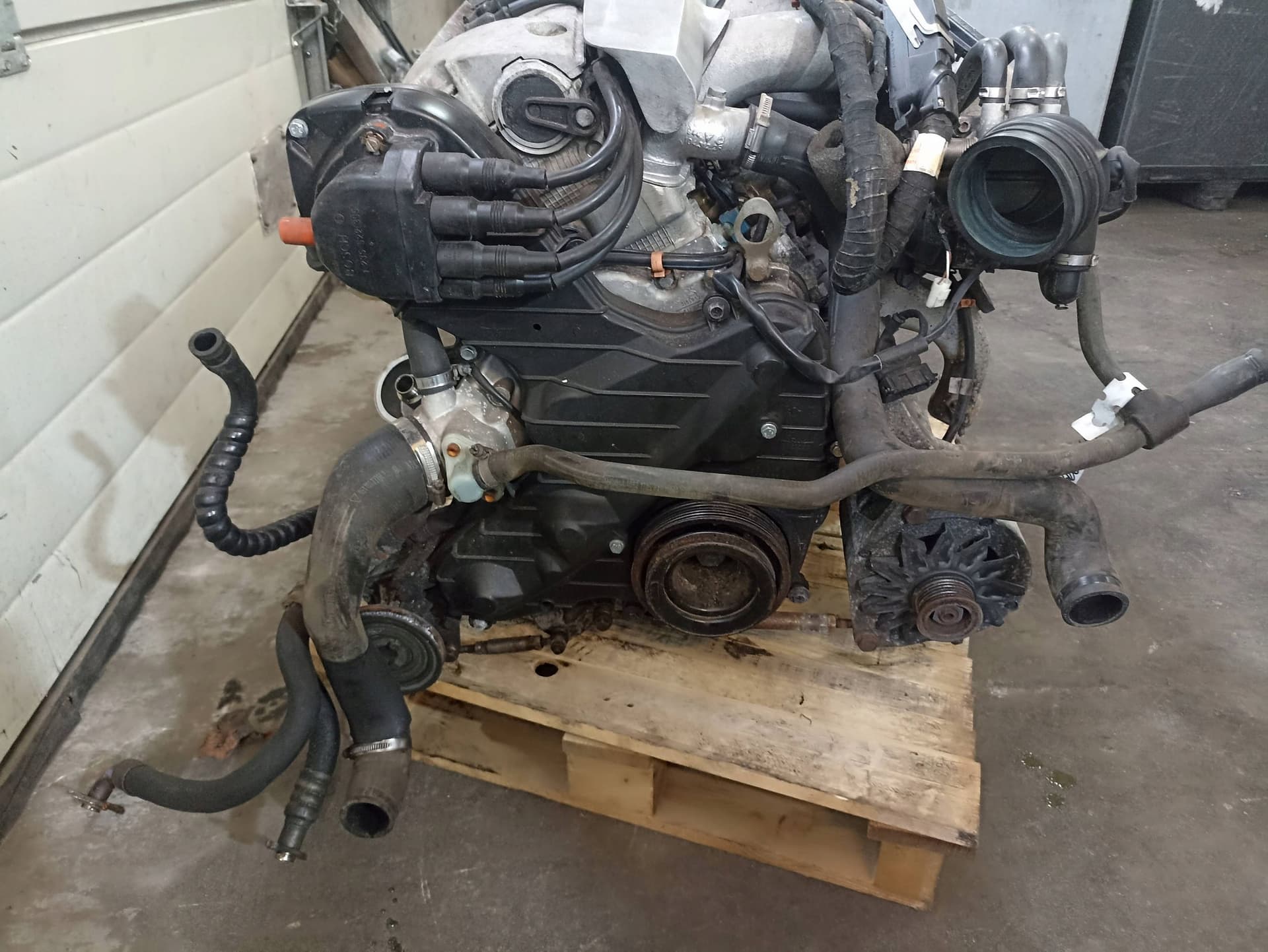 Moteur M 44.43 — vue 2