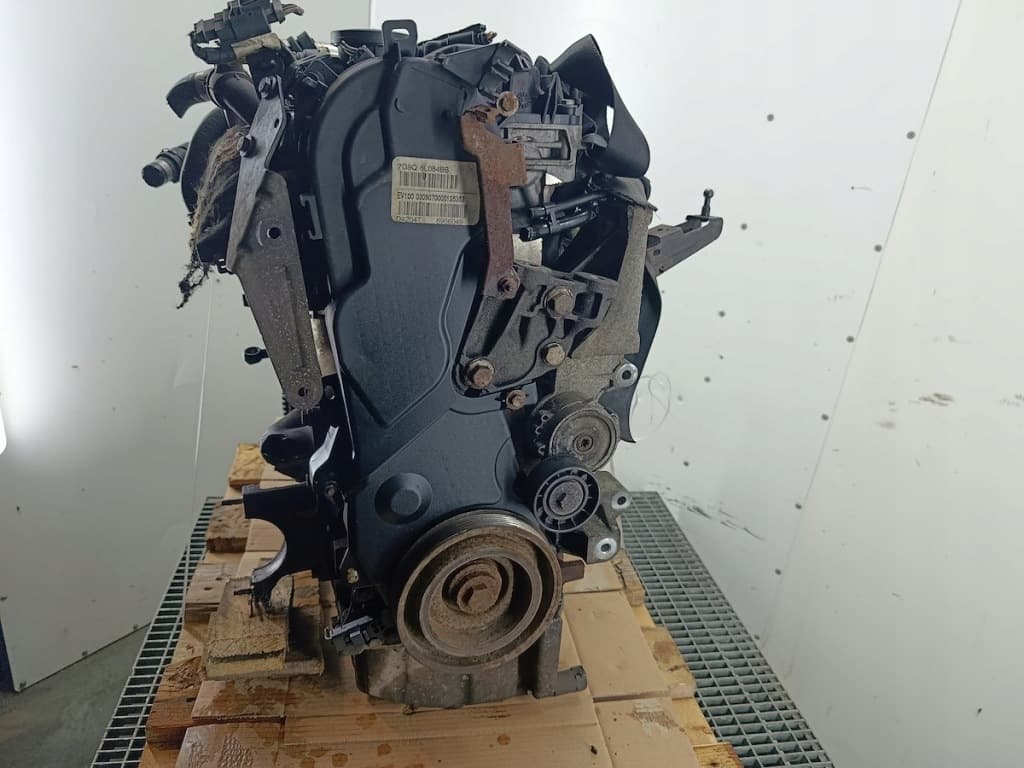 Moteur AZBA — vue 2