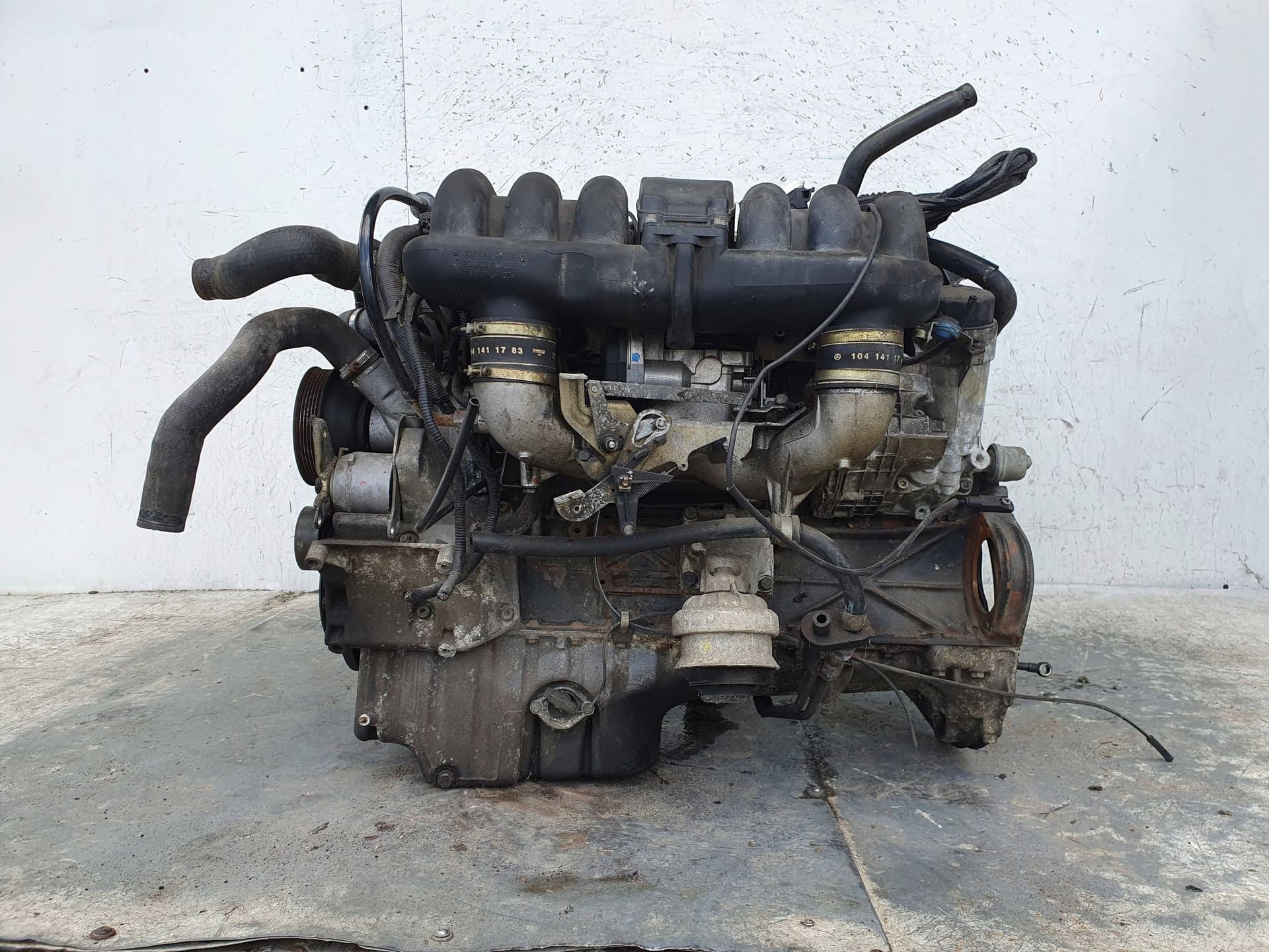 Moteur M 104.942 — vue 2