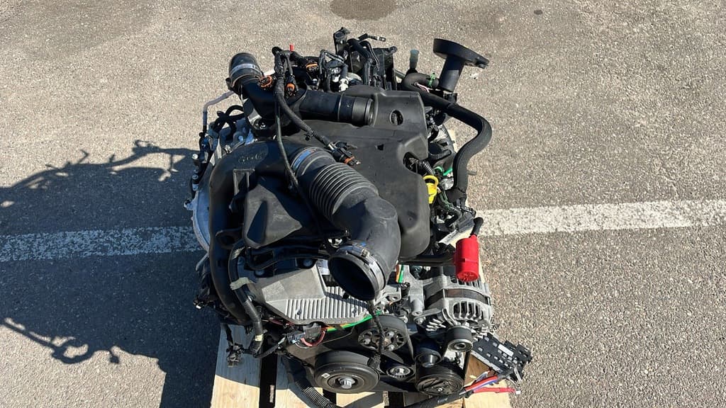 Moteur M9T 716 — vue 2