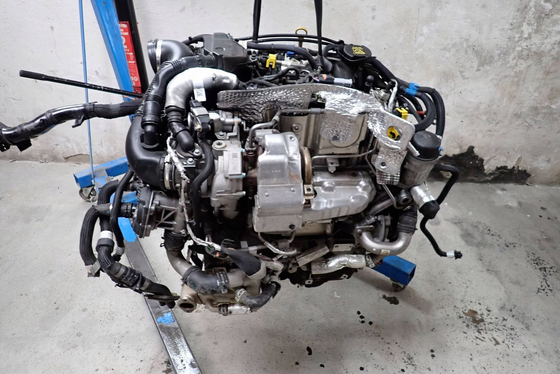 Moteur 204DTY(AJ20D4) — vue 2