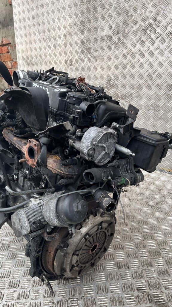 Moteur 9HV (DV6TED4BU) — vue 2