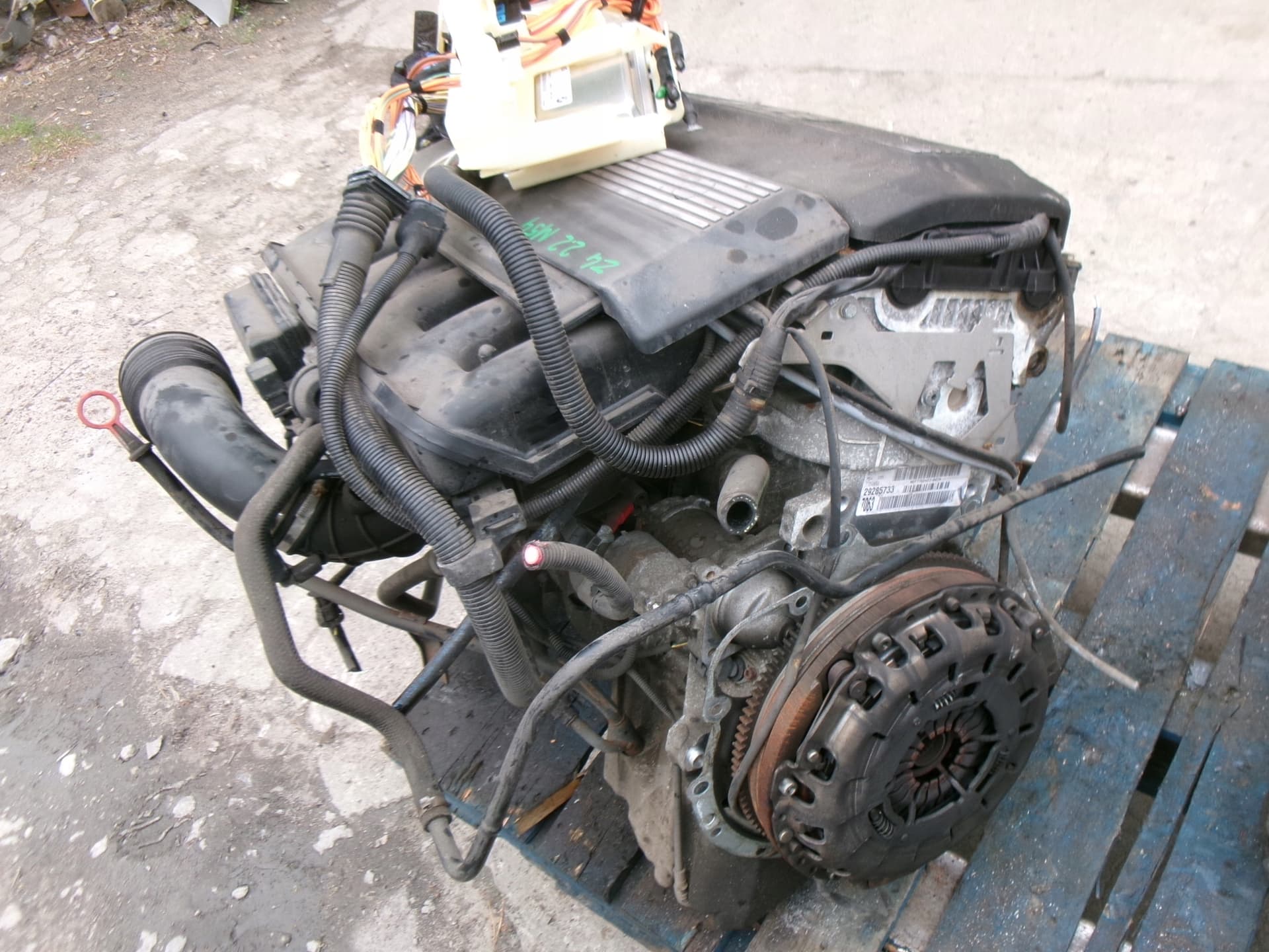Moteur M54 B22 (226S1) — vue 2