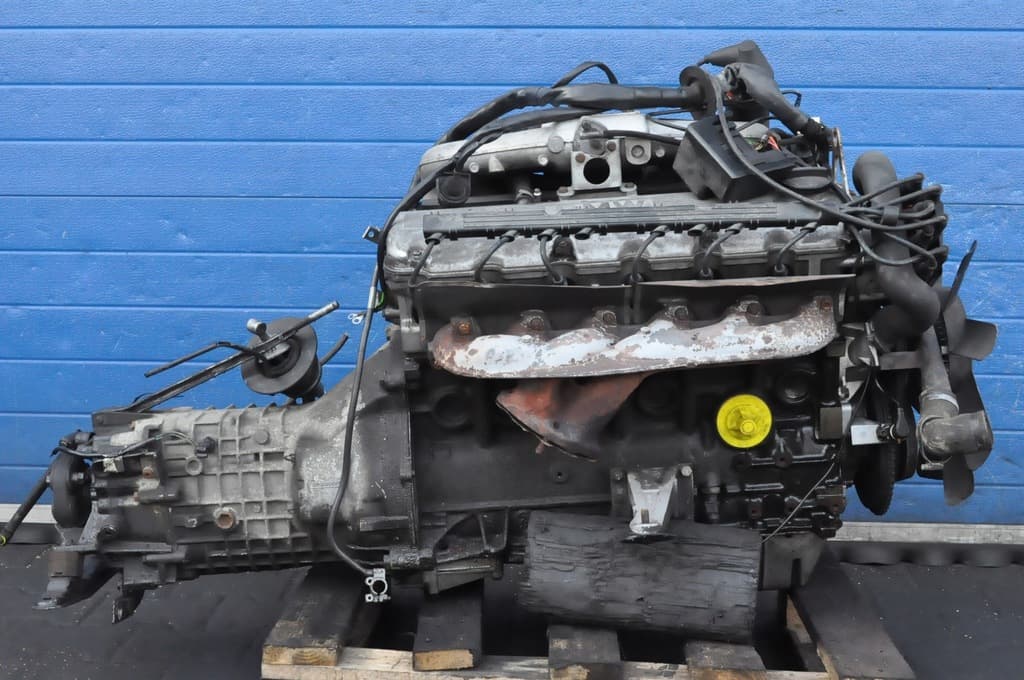 Moteur M20 B20 (206KA) — vue 2